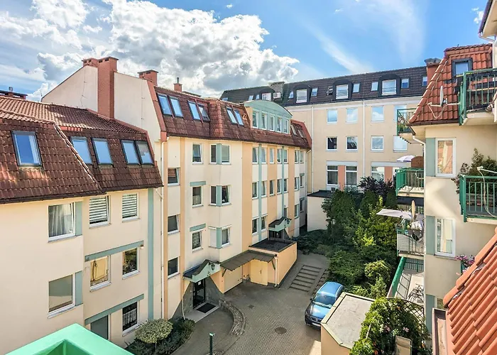 Sopockie Studio z Parkingiem przy Plaży i Molo by Noclegi Renters